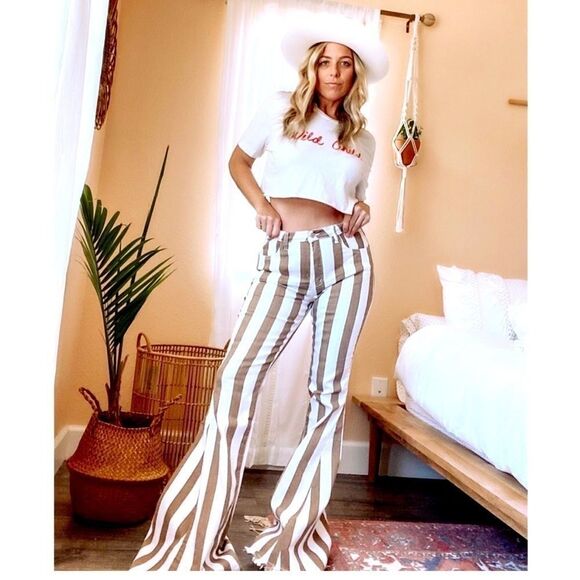 “SWEET JANE” Bell Bottom Flare Jeans - Picture 3 of 16